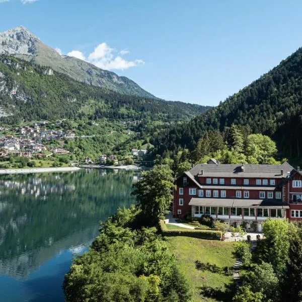 Grand Hotel Molveno，位于莫尔韦诺的酒店