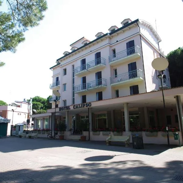Hotel Calipso，位于Fenili Patrignani的酒店