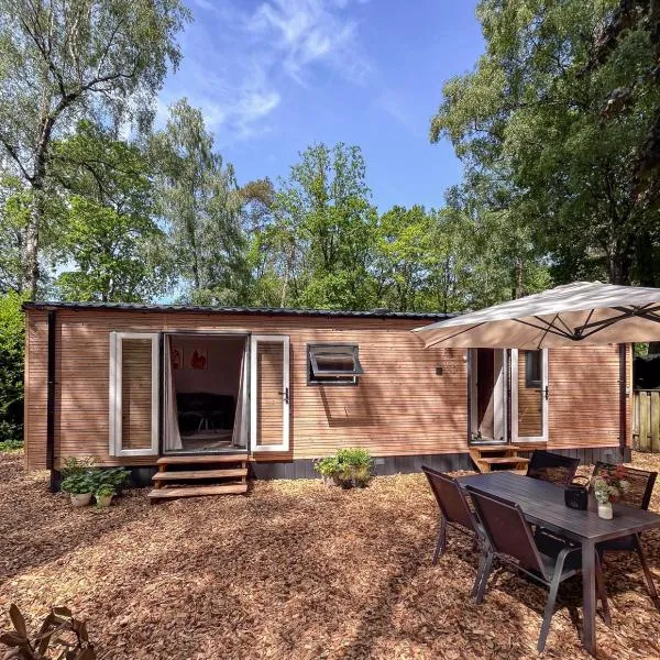 Atara Abode - Chalet voor 4 personen bij De Hoge Veluwe met tuin，位于洪德洛的酒店