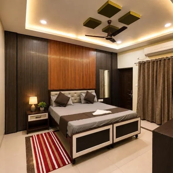 Hotel Balaji Inn，位于赖布尔的酒店