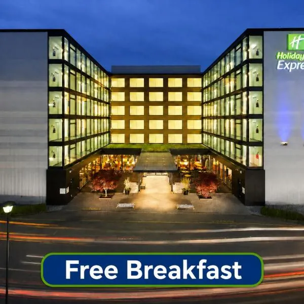 Holiday Inn Express Zürich Airport by IHG，位于吕姆朗的酒店