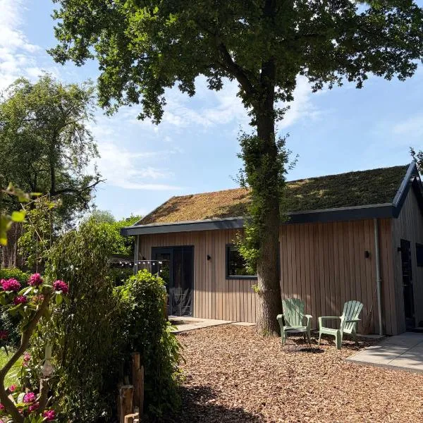 De Eikenloft，位于海伦芬的酒店