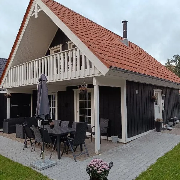 Summer House For Relaxation And Activity，位于格罗斯滕的酒店