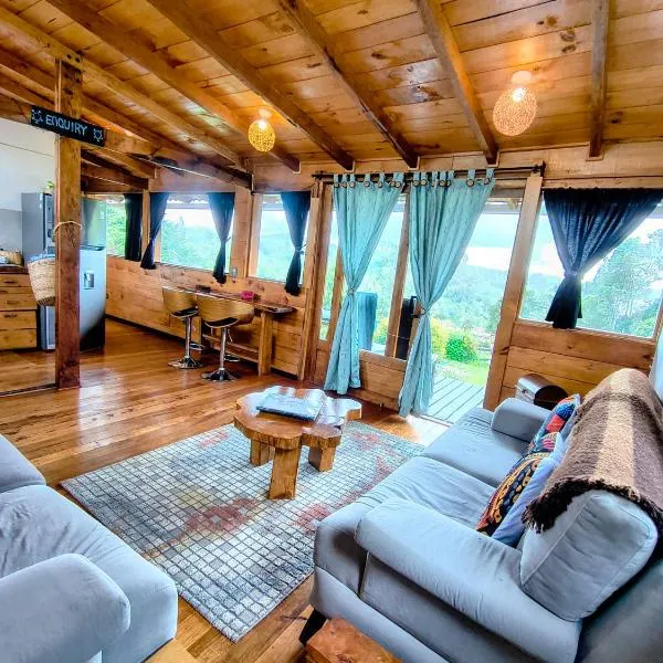 Chalet Enquiry for Peace and Love with Nature,位于El Encano的酒店