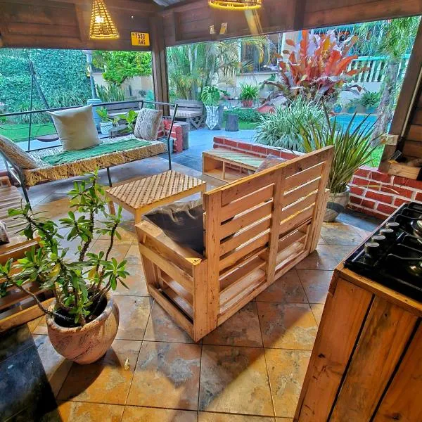 Mazzola Safari House & Backpacking，位于阿鲁沙的酒店