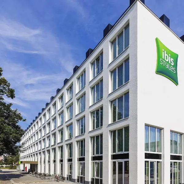 ibis Styles Rastatt Baden-Baden，位于拉施塔特的酒店