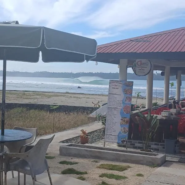 KeyHole Surf Camp，位于Lagudri的酒店