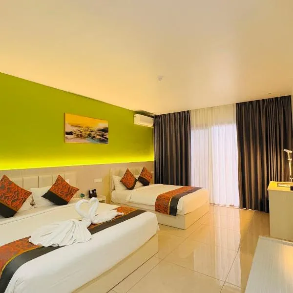 Nausori Plaza Hotel，位于Vunimono的酒店