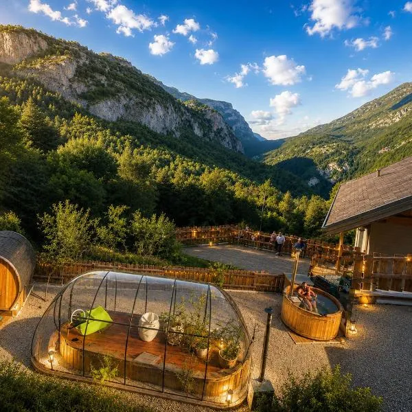 Chalet Torcel- Hidden Nature & Spa Retreat Dolomites，位于圣洛伦佐因巴纳莱的酒店