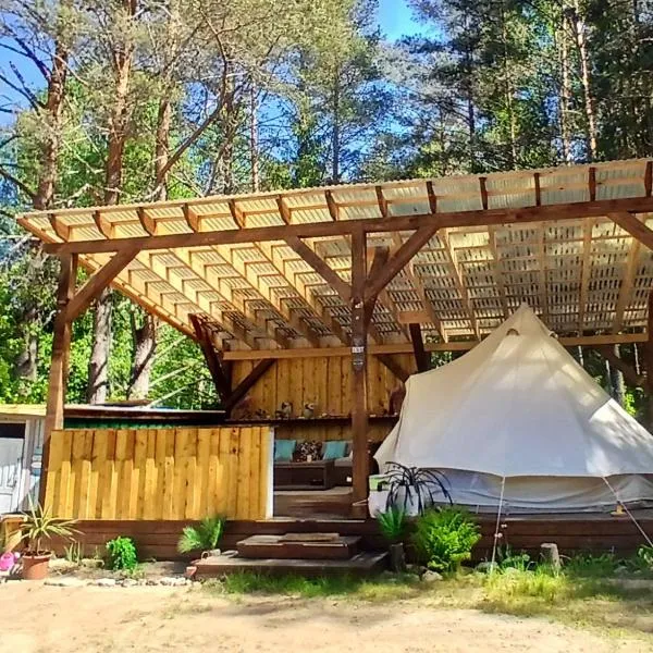 Miami Jungle Glamping Experience，位于Korjuse的酒店