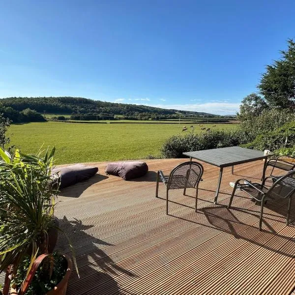 Yew Tree Lodge The Golden Valley View Retreat，位于Abbey Dore的酒店