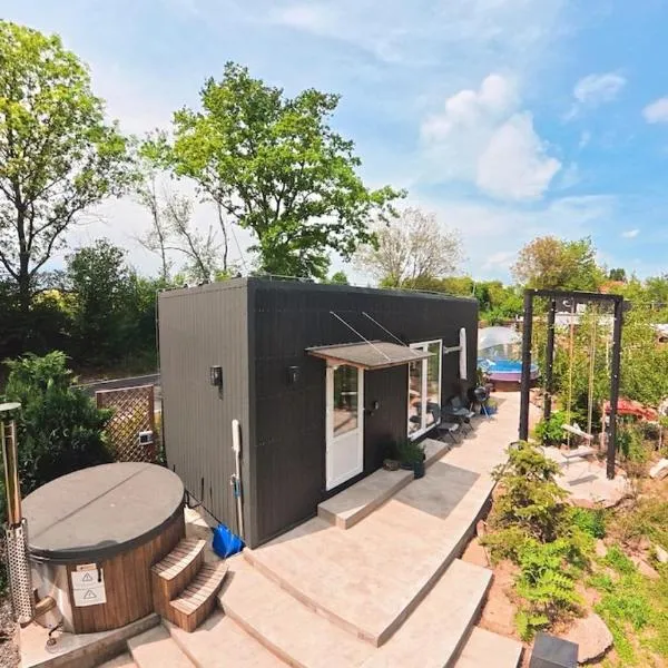 Garden Residence - The Lotus，位于Drahobudice的酒店