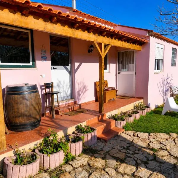 Casa dos Caseiros N2，位于波亚里什新镇的酒店