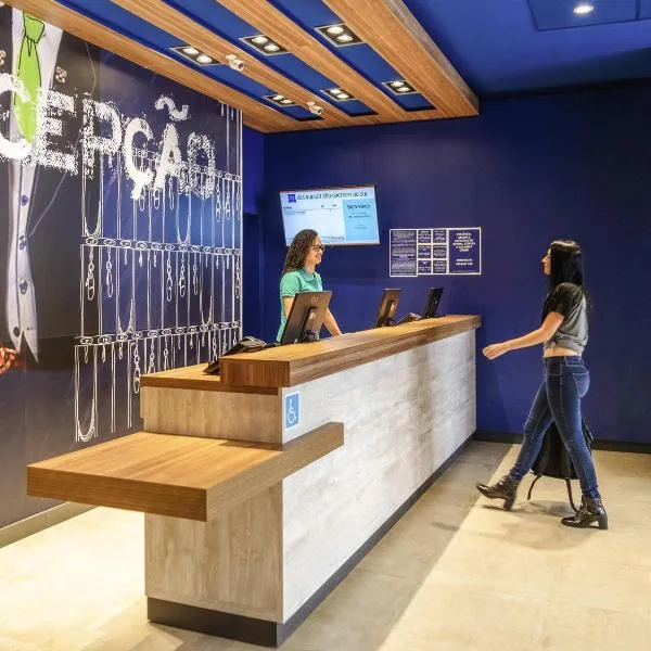 ibis budget Sao Caetano，位于南圣卡埃塔诺的酒店