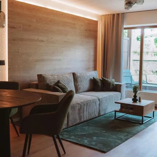 ALPEN STUDIO - moderne Ferienwohnung mit Bergblick & Südterrasse in Bad Hindelang，位于巴特欣德朗的酒店