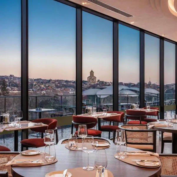 Swissôtel Tbilisi，位于第比利斯的酒店