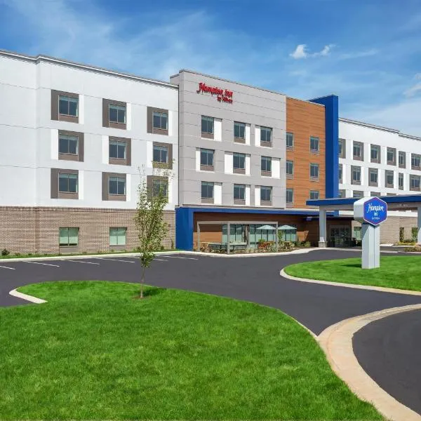 Hampton Inn By Hilton Lawrenceburg，位于Lawrenceburg的酒店