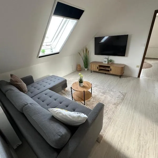 Rosenhaus Esens - Wohnung Steuerbord，位于埃森斯的酒店