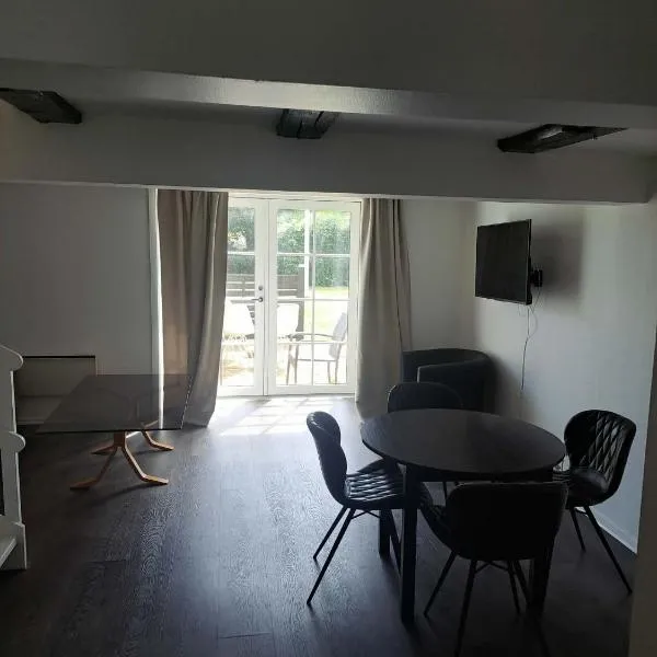 Bandholm Badehotel，位于班霍尔姆的酒店