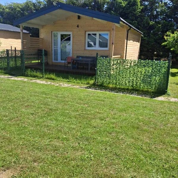 Urlopownia-Domki z Indywidulanym Ogrodzeniem-Dogfriendly-Duży,Zielony Teren，位于贡斯基的酒店