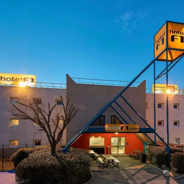 蓬塔利耶F1酒店，位于蓬塔利耶的酒店
