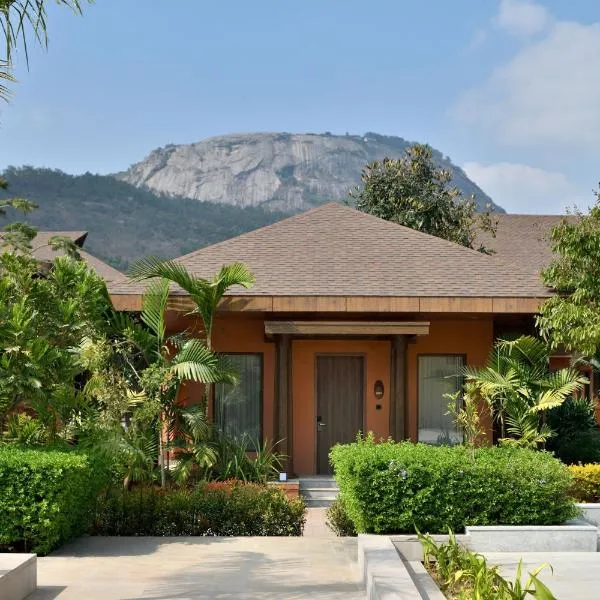 Mulberry Shades Bengaluru Nandi Hills, a Tribute Portfolio Resort，位于班加罗尔的酒店