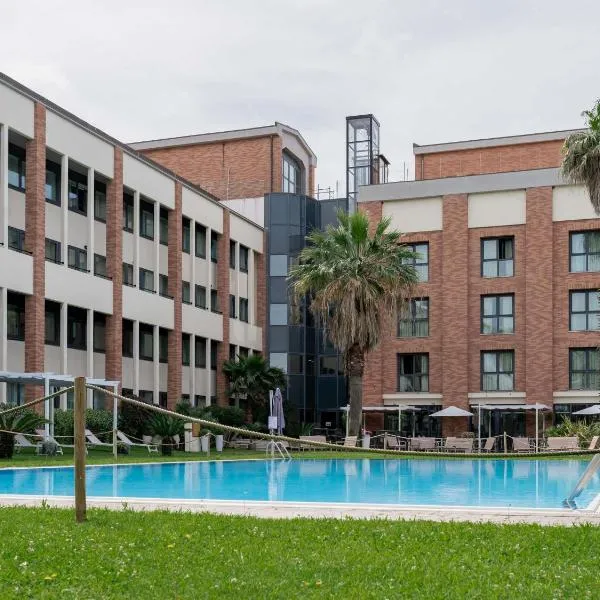 Mercure Leonardo da Vinci Rome Airport，位于菲乌米奇诺的酒店