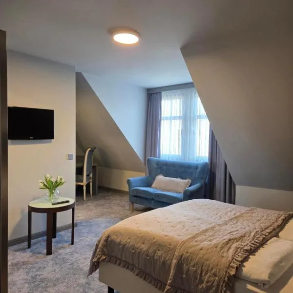 Hotel zur Kaiserpfalz，位于Kaiserpfalz的酒店