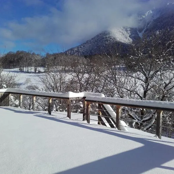 巴霍克斯旅馆，位于Gilly-sur-Isère的酒店