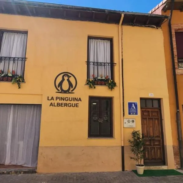 Albergue La Pinguina，位于曼西利亚德拉斯穆拉斯的酒店