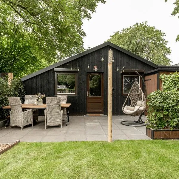 NIEUW Het Middelpunt op de veluwe bij het bos，位于卢特伦的酒店