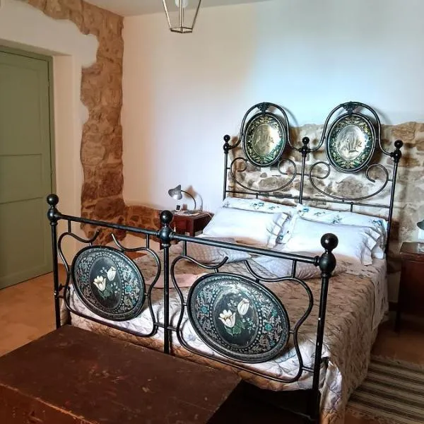 Casa del boscaiolo,位于特雷维的酒店