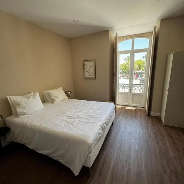 Casa da Praça- Boutique Rooms,位于塔维拉的酒店