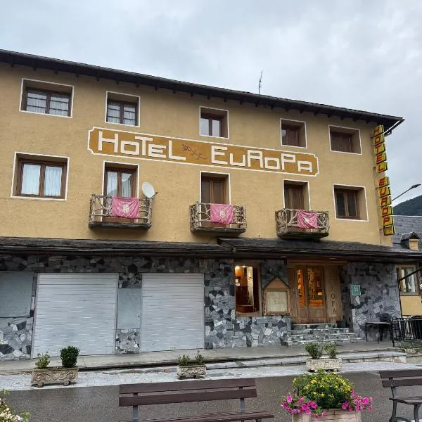 Hotel Europa Les，位于莱斯的酒店