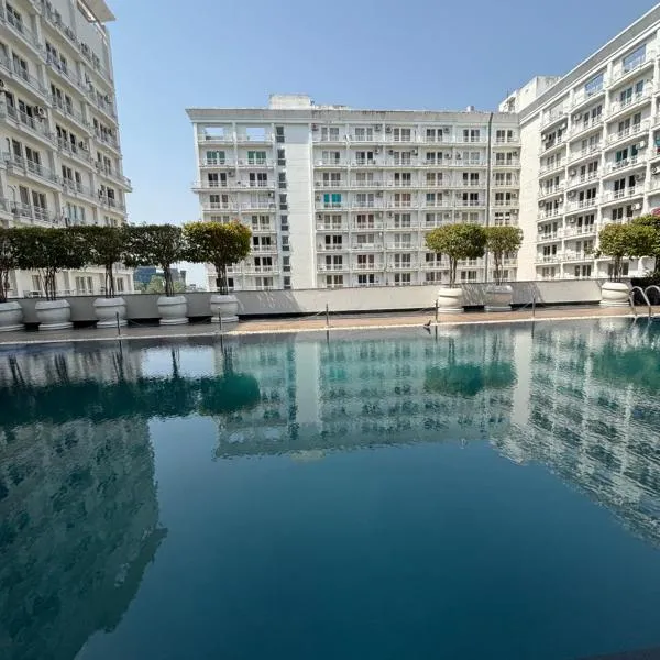 Hotel Royal Suites , Gomti Nagar Lucknow,位于Vibhuti Khand的酒店