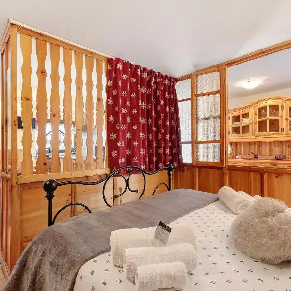 Petit Logement Cerise L'écrin d'Ari，位于Cerise的酒店