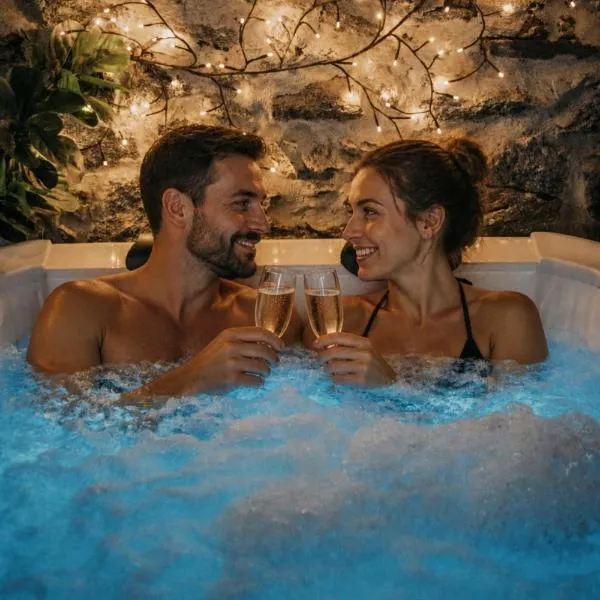 LARCADE Loft Industrial-Jacuzzi，位于Castillo de Bayuela的酒店