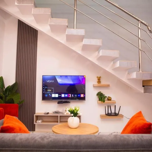 SARALIS Home，位于阿比让的酒店