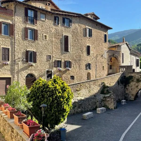 Residenza La Gemma，位于苏比亚科的酒店