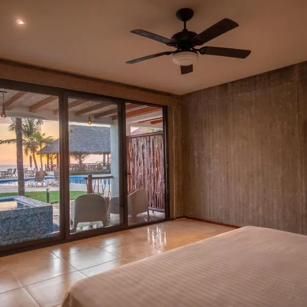 Hotel Portofino，位于Barra de Potosi的酒店