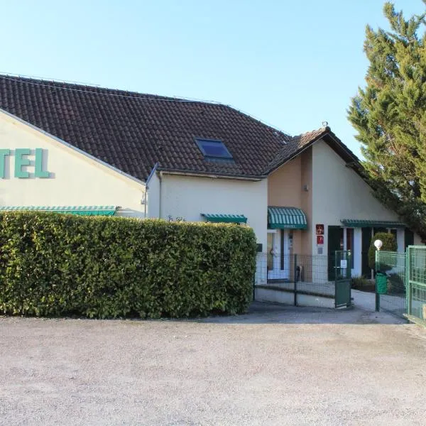 维拉酒店，位于Montigny-les-Monts的酒店