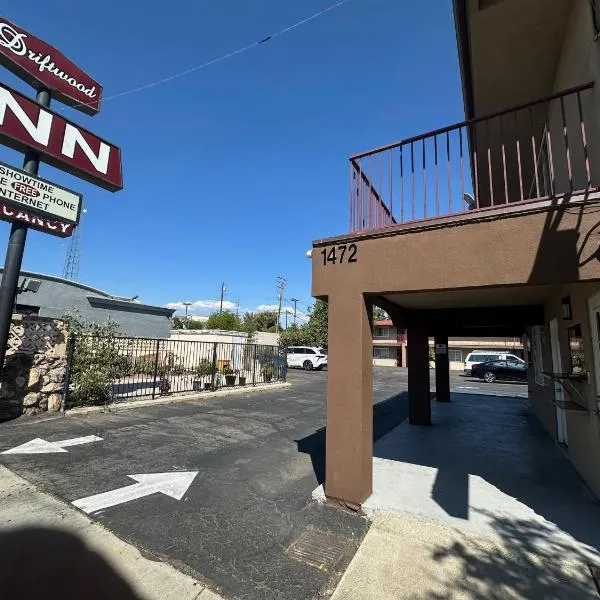 Driftwood Motel，位于科尔顿的酒店