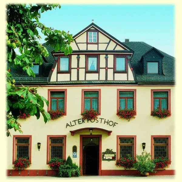 Hotel Alter Posthof，位于Dessighofen的酒店