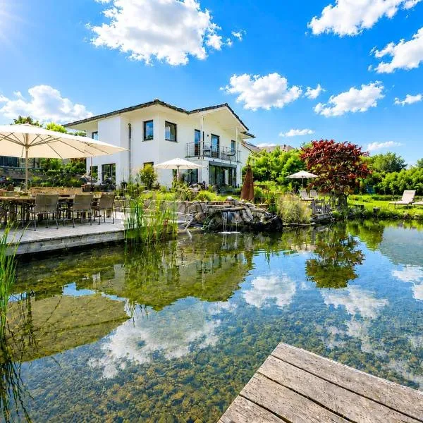 Schäfers - Ihr Wohlfühlort, Ferienwohnungen & Ferienhaus am Naturteich an 2 Seen bei Leipzig，位于大珀斯纳的酒店
