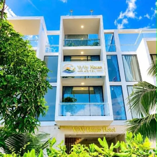 VyVy House Hotel,位于绥和市的酒店