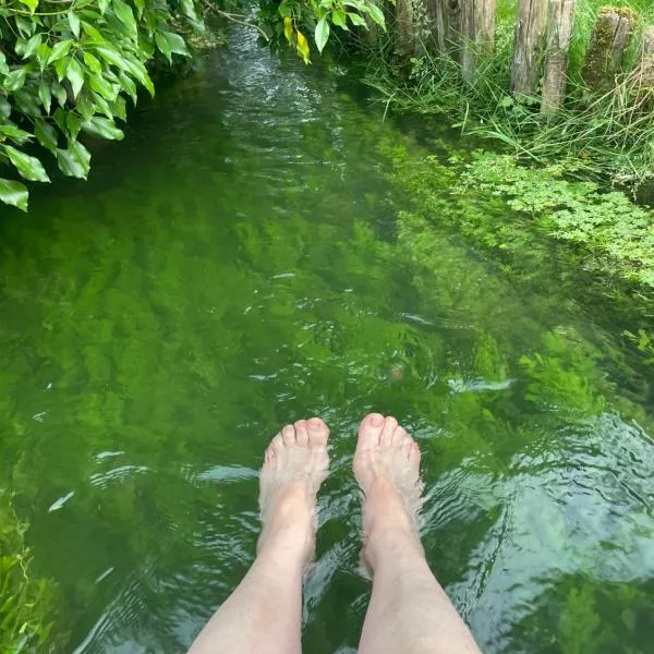 Chez Bilji pieds dans l Epte，位于加尼的酒店