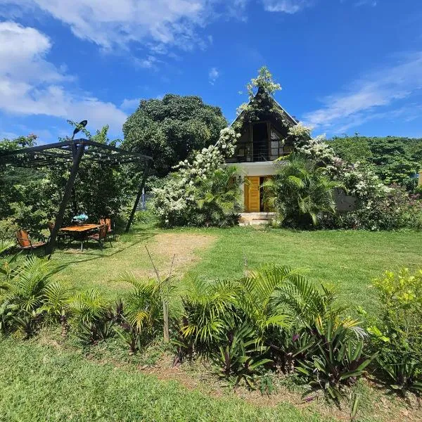 Dreamvilles Ecovillage Eco Villas with Jacuzzi near Beaches，位于拉斯加勒拉斯的酒店