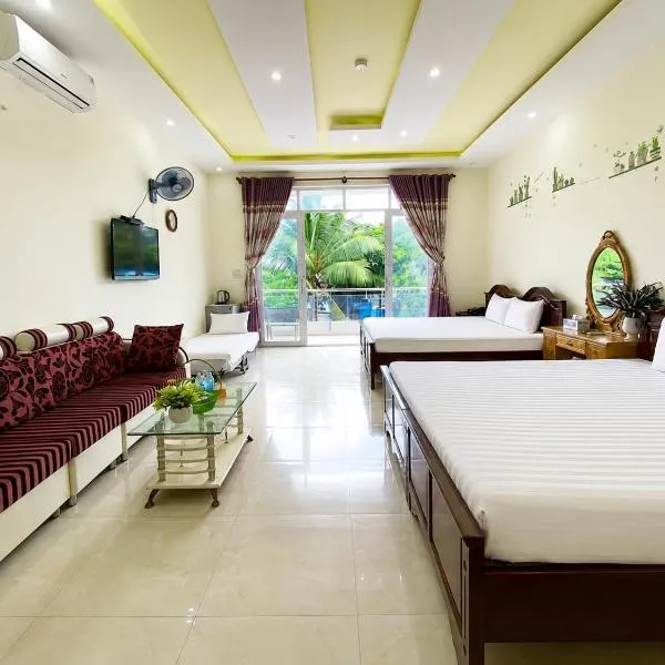 The Red Hotel Côn Đảo，位于昆岛的酒店