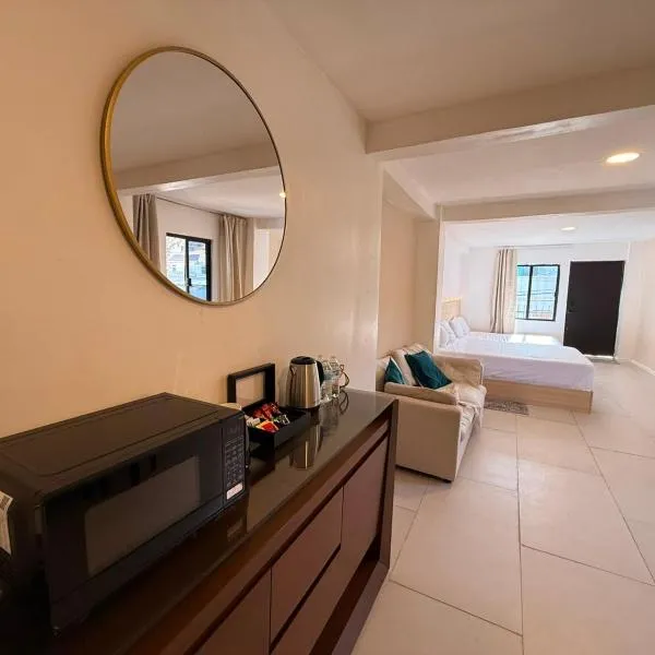 RA Suites，位于提华纳的酒店