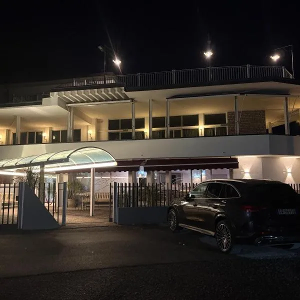 Hotel Eurovil Beach & Pool，位于普雷多雷的酒店